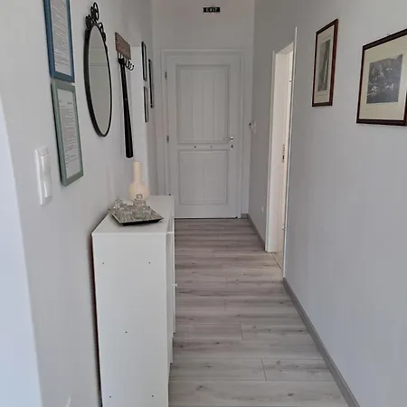 Apartment Alside